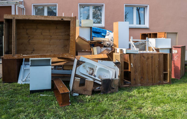 Best Estate Cleanout  in Six Mile Run, NJ